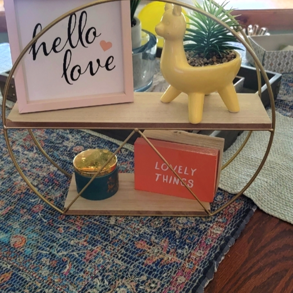 2 adorable decorative shelves